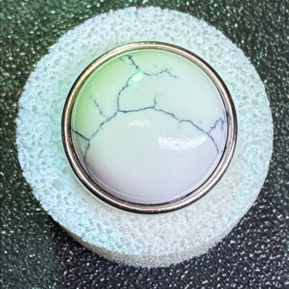 NUGZ USA Jewelry - NUGZ USA 20mm White & Gray Faux stone #1